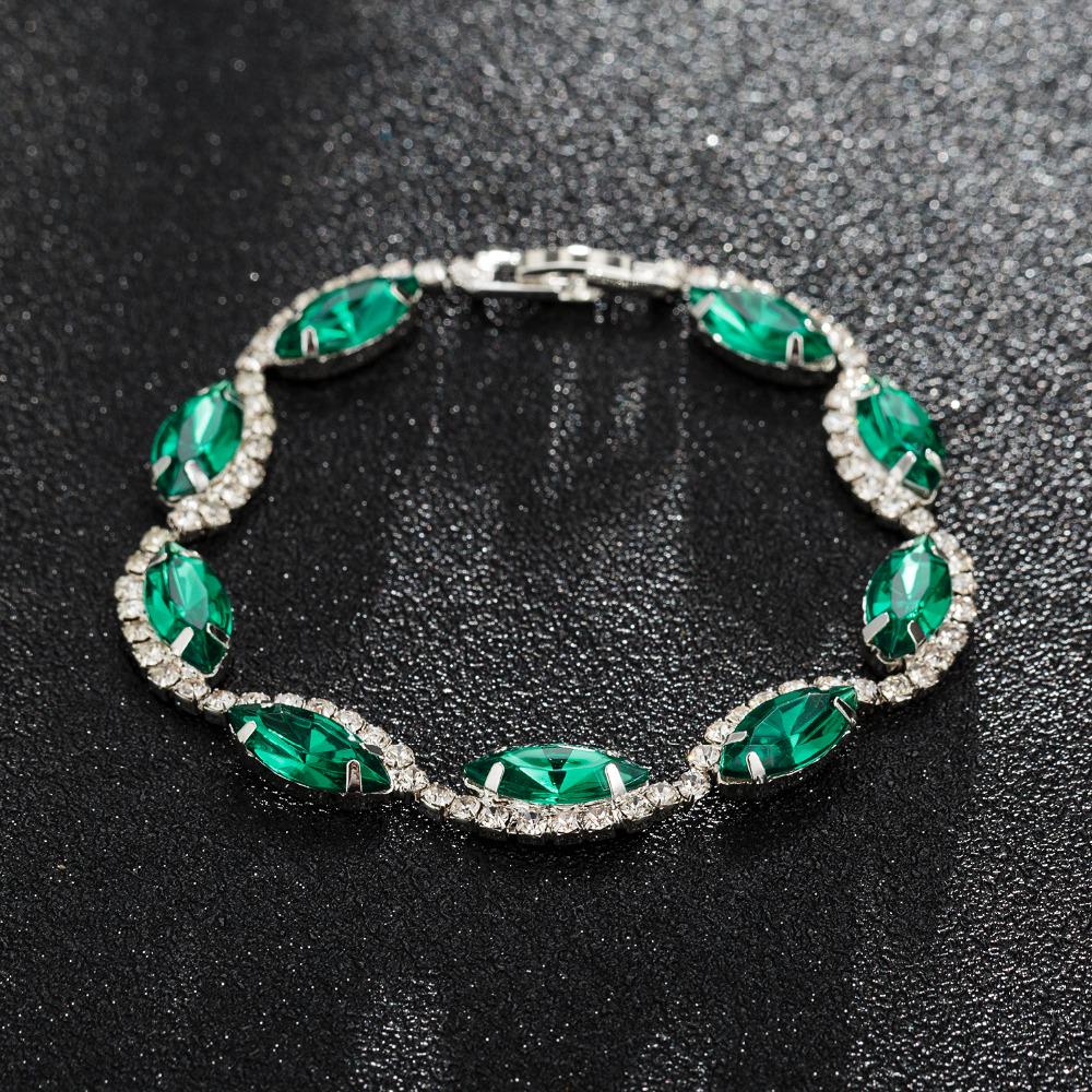 Изящный женский браслет из австралийского хрусталя