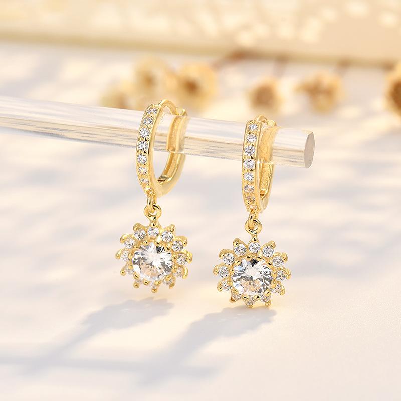 925 Sterling Silver Earrings High quality Luxury Sparkly zircon for Women Fashion Jewelry Gifts Wedding Engagement Party cuteGood product