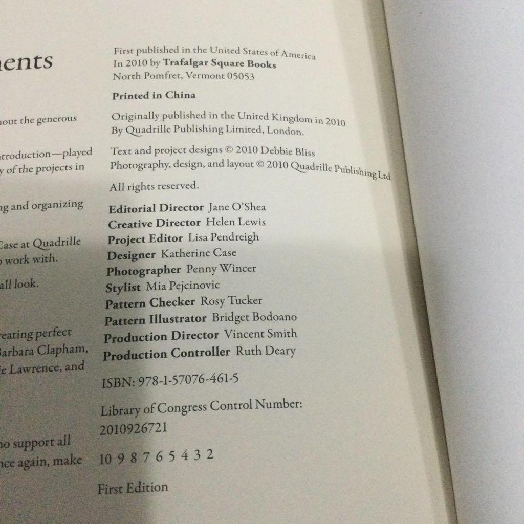 [Б/У] Трикотаж, Вязание, Аксессуары, Книги, Дизайны, Работы, Английский, Дебби Блисс, Пряжа