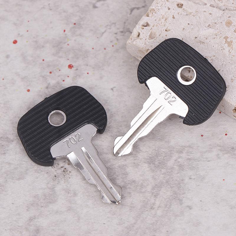 2Pcs 702 Black Keys Ignition Keys Forklift 28520490 Ignition Key Power Start Key Manual Electric Forklift Accessories