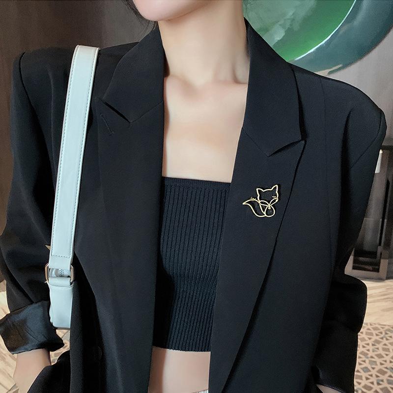 Senior Brooches Flower Leaf Brooch Pins for Women Suit Pendant  Fashion Brooches Jewelry