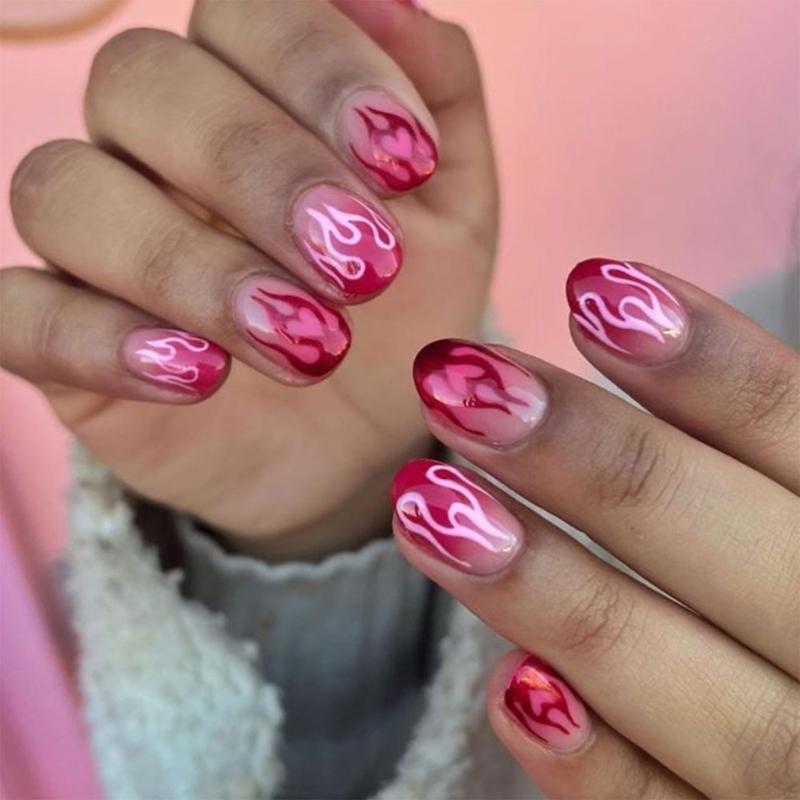 24pcs Short Press On Nail With Heart Flame Designs Acrylic False nail For Women And Girls Easy To Apply And Remove