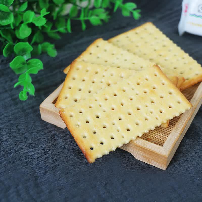 Banqiu Milk Salt Soda Crackers