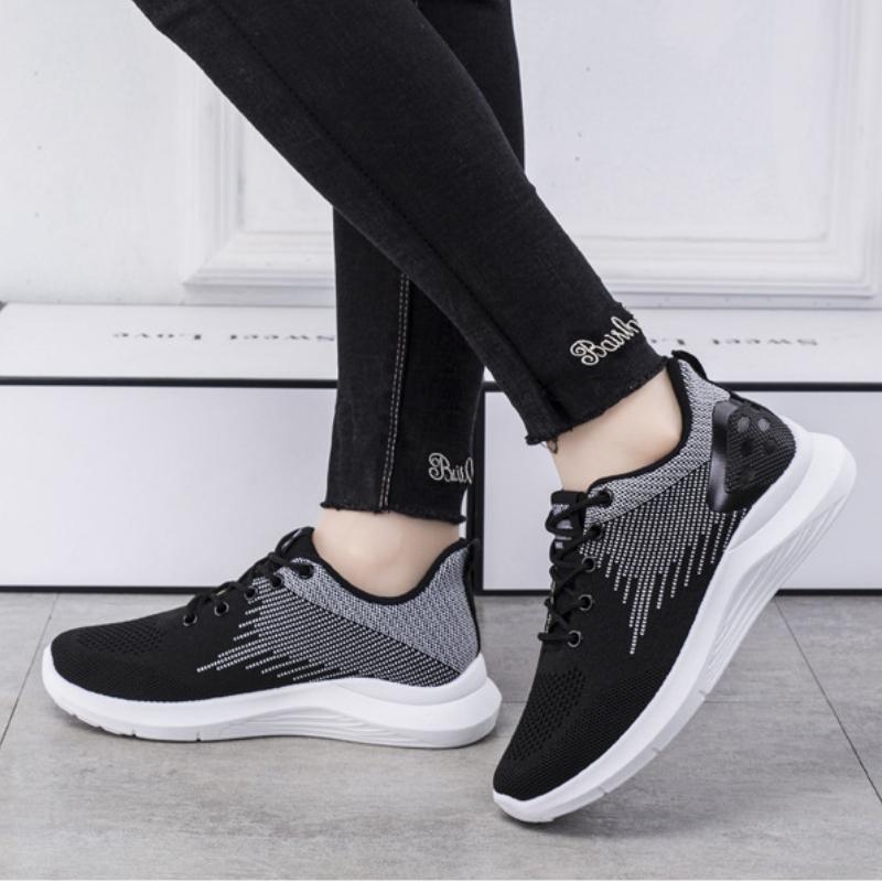Women's Sports Shoes Round Toe Mesh Sports Running Shoes Fashion Training Shoes Lightweight and Breathable Women's Shoes Sneaker