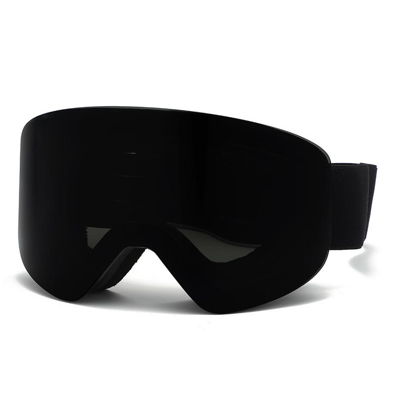 Magnetic ski goggles with cylindrical double-layer anti-fog protection for children and adults, large spherical ski goggles compatible with