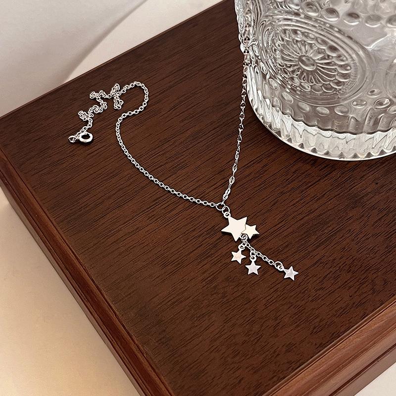 Star Tassel Necklace Cold Wind Choke Neck Chain Wind Personality Autumn And Spring Long Pentagram Collarbone Chain