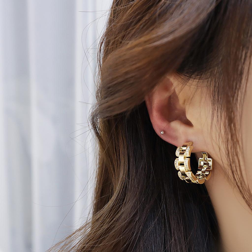 Корейские модные ювелирные изделия Простые серьги из настоящего золота 14 карат с цирконием Простой темперамент и щедрые женские повседневные дикие серьги