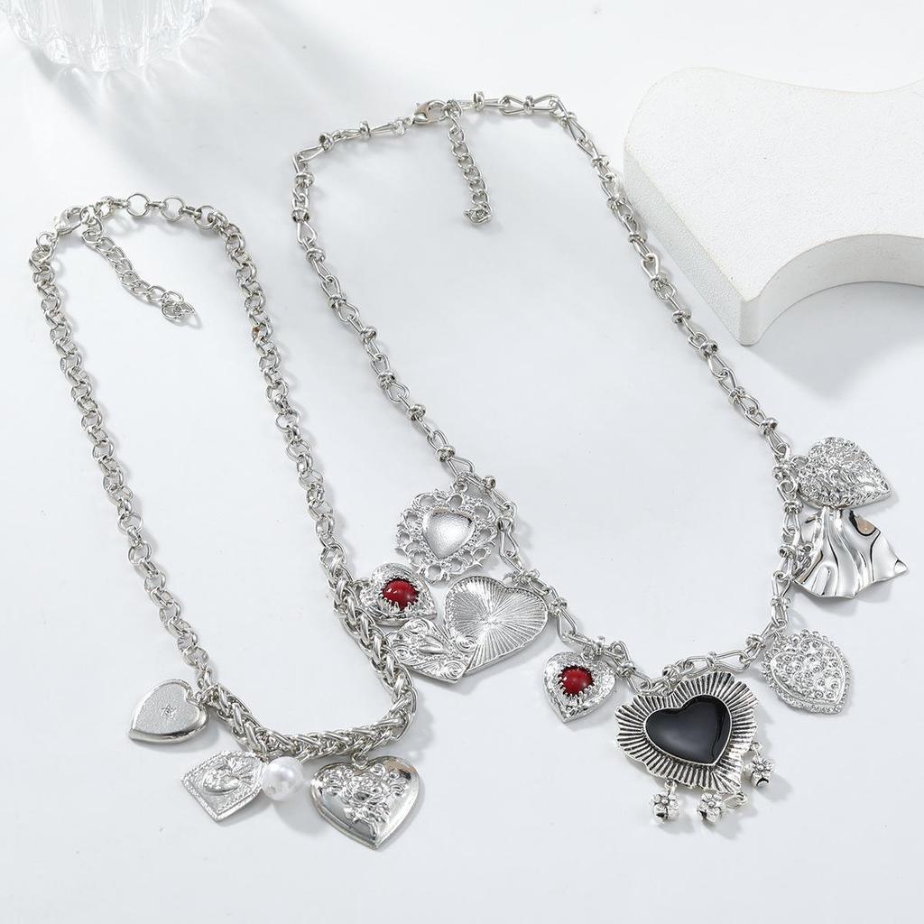 2024 Multi-Layer Metal Love Nameplate Pendant Necklace for Women