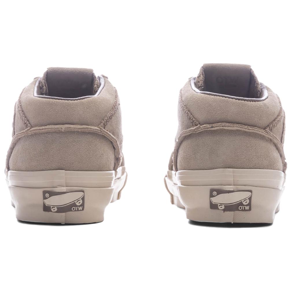 Vans OTW Half Cab 33 Moc Vibram Classic Удобные Прочные Поддерживающие Скейт-обувь Мужская кроссовка Светло-Хаки-Коричневый VN000ED14MG