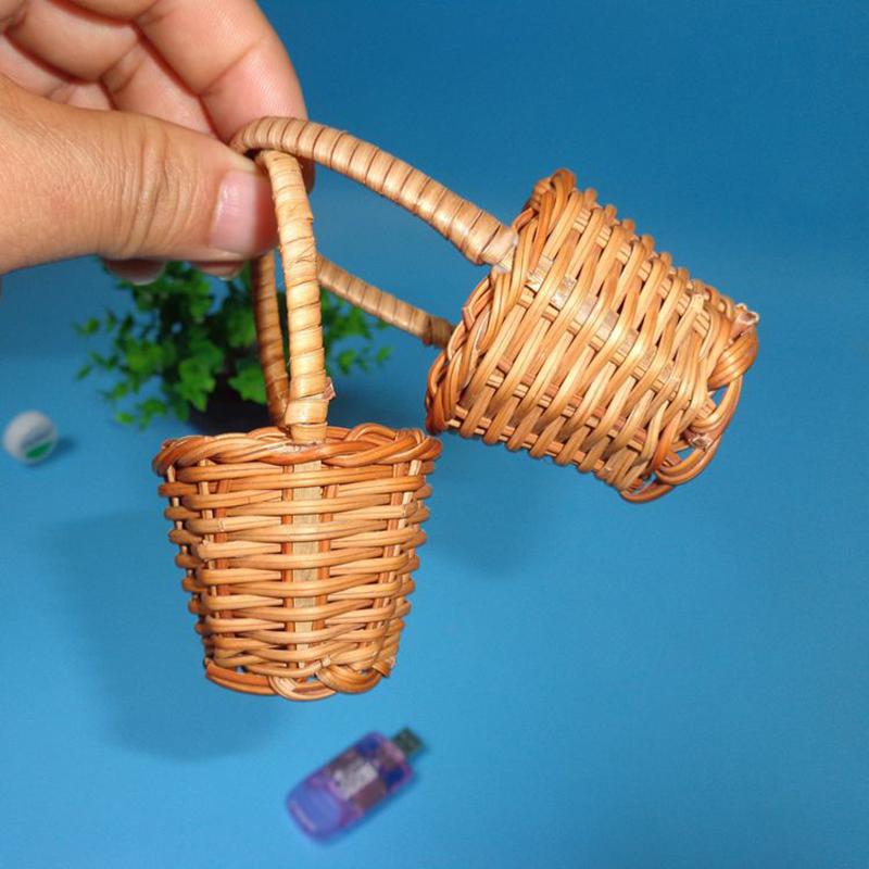 1Pcs Dollhouse Miniature Woven Flower Basket Hand Basket Storage Basket Kids Pretend Play Toy Doll House Accessories