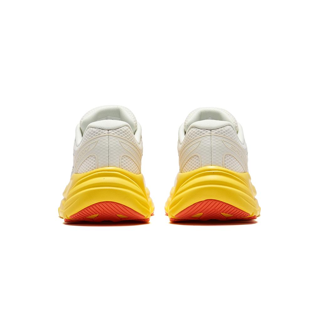 SAUCONY Guard Amr Fashion Нескользящие Износостойкие Низкие Кроссовки Мужские Кроссовки Бежевый Черный S28238-3