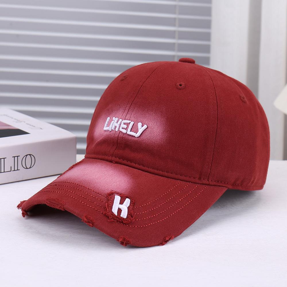 New fashionable European and American versatile three-dimensional embroidery decorative baseball cap outdoor sports soft top breathable and comfortabl