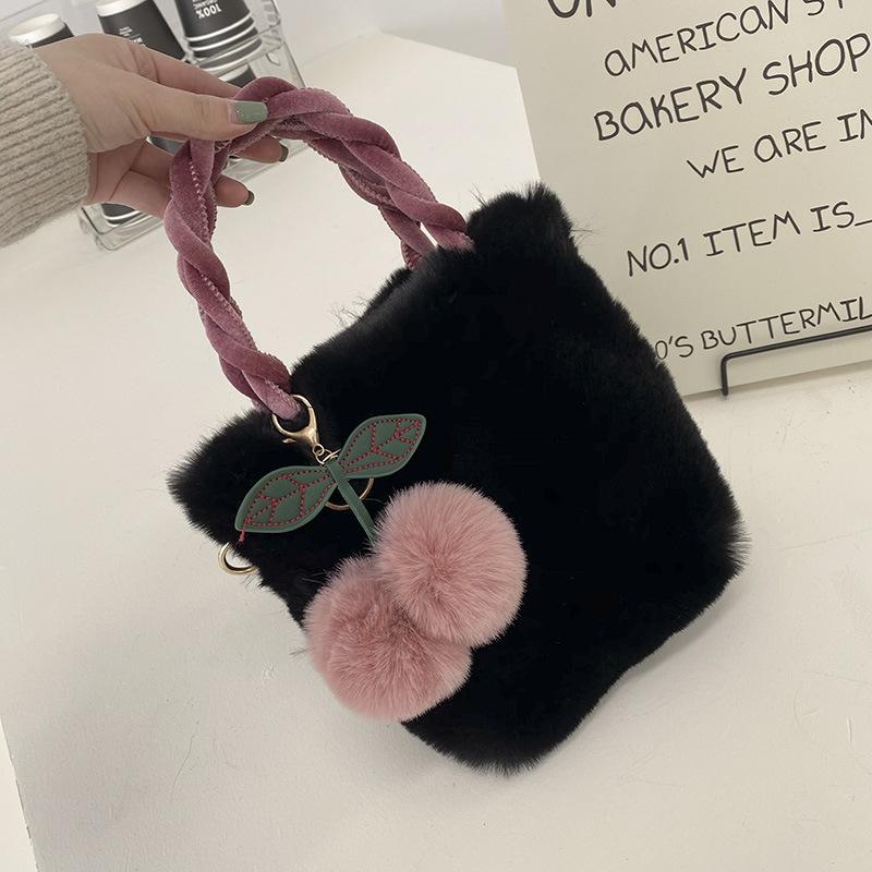 Fashion Women Handbags Winter Furry Ladies Soft Plush Clutch Purse Shoulder Bags Fashion Female Cherry Pendant Messenger Bag