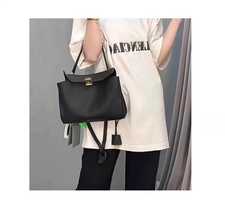 Новая 2024 года Женская сумка через плечо Родео B-бренда из натуральной кожи - Повседневная дорожная сумка-тоут Келли