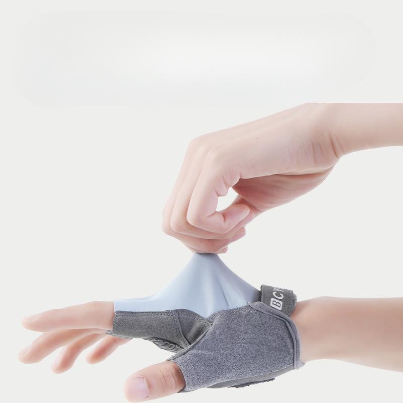 Fitness Gloves Men's Summer Thin Half Finger Exercise Anti Callus Equipment Horizontal Bar Wrist Guards Strength Training Anti Slip Gloves