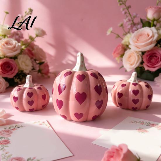 Seasonal Interior Decorations Pink Ceramic Pumpkin with Heart Pattern Artificial Figurine Decor Fall Tabletop Ornaments for Harvest Thanksgiving