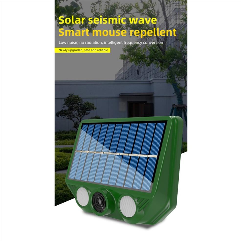 Solar Powered Ultrasonic Animal Repellent 500mAh Animal Deterrent Repellent USB Charging for Repel Mouse Deer