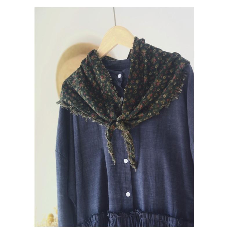 Johnature Floral Shape Triangle Autumn Winter Retro Distressed Decorative Scarves