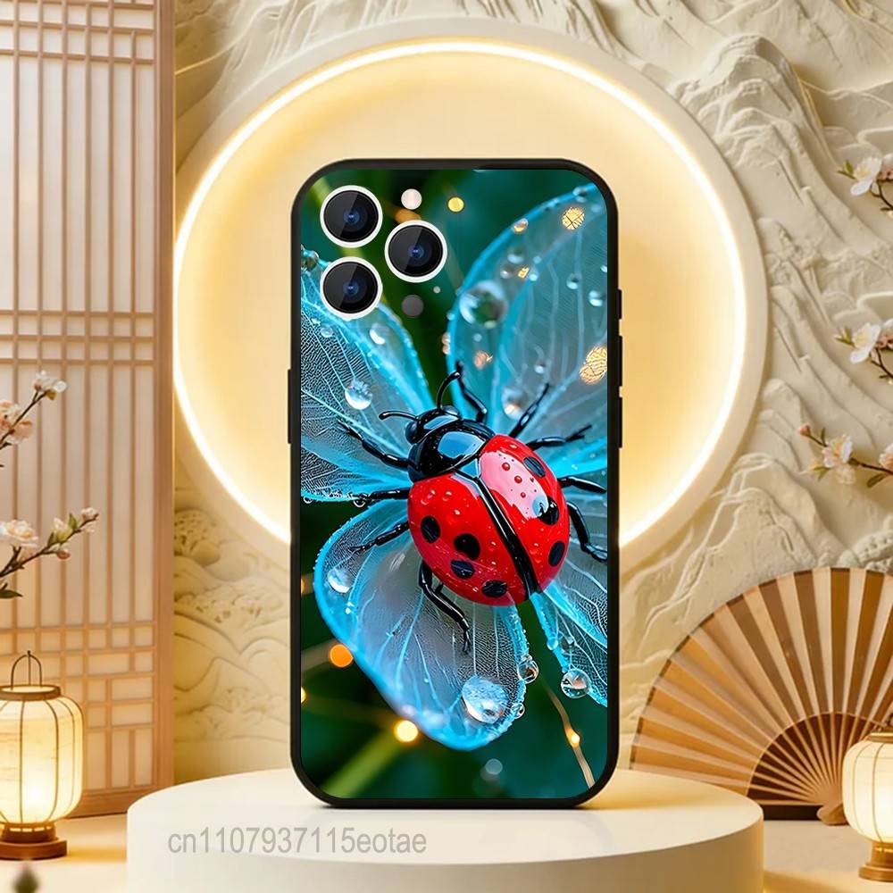 Насекомое Семиточечная божья коровка Для iPhone 12,16,13,14,15,17,11,Pro,Max,Plus,E,Air,Mini ТПУ Мягкий приятный для кожи чехол для телефона
