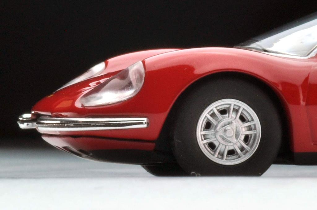 Tomica Limited Vintage TLV Dino 246GT Красный 1/64 (Готовая модель)