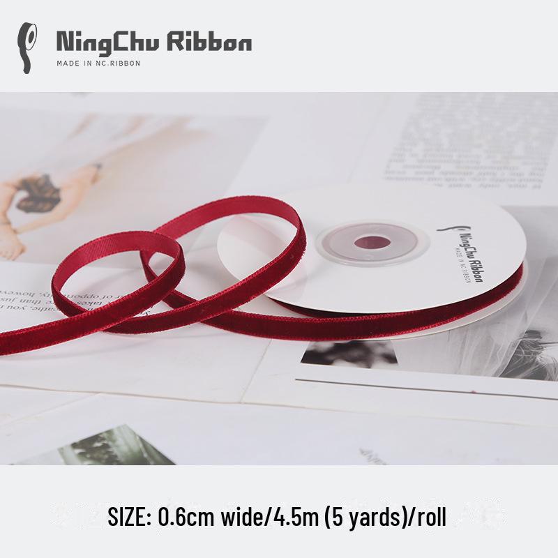 Односторонняя бархатная лента бордового цвета для самодельных бантов, букетов, упаковки подарков и выпечки