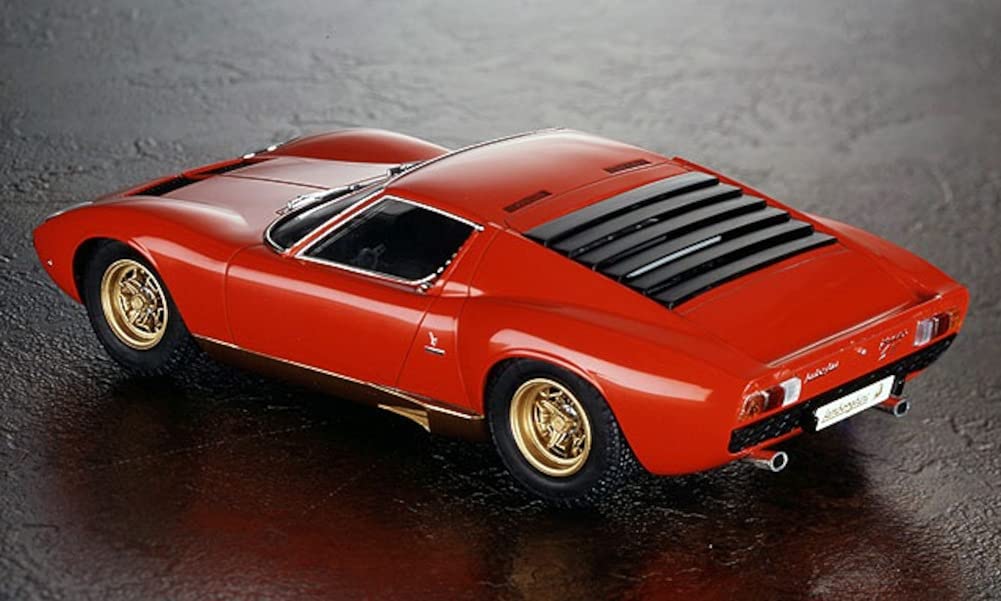Hasegawa Пластиковая модель Lamborghini Miura SV HC13 1/24