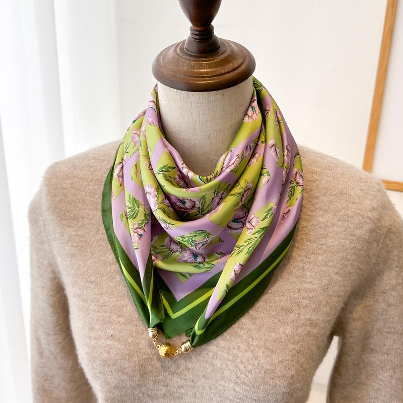 Magnetic Buckle Silk Neck Scarf: Triangle Design for Women, 70x70cm, Lightweight Spring/Summer/Autumn Accessory