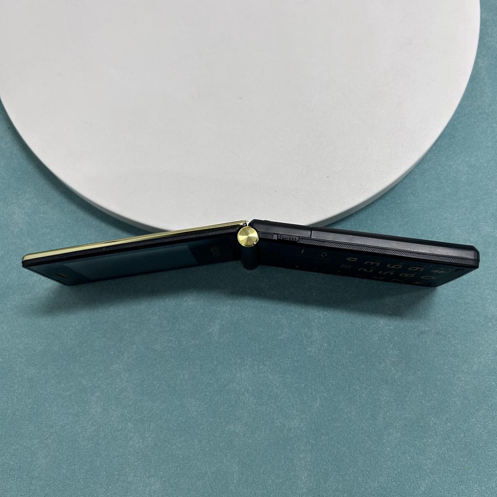 Абсолютно новый телефон-раскладушка YEEMI M3-1 GSM 2G с экраном 2,8 дюйма, двумя SIM-картами, камерой 8 Мп, светодиодной подсветкой, громким голосом и большими кнопками, мобильный телефон