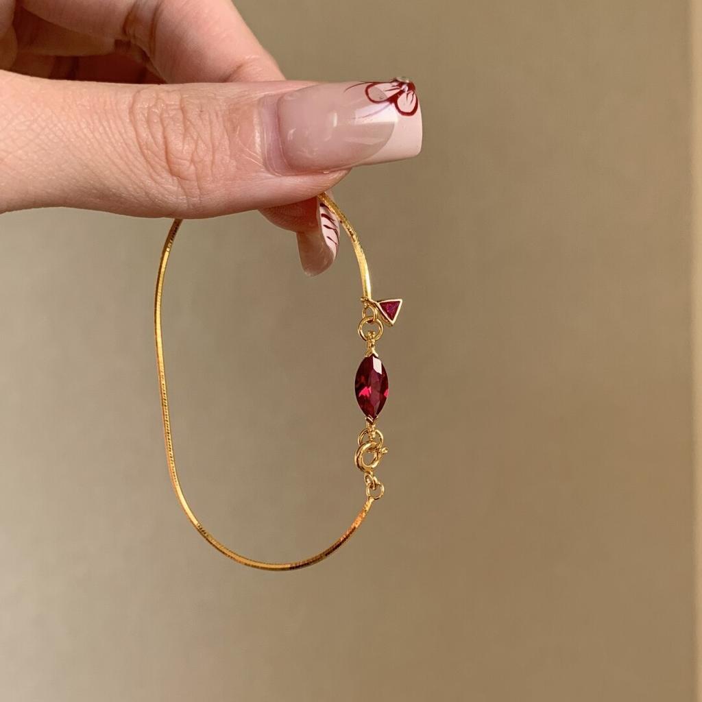 Minimalist Snake Bone Bracelet For Women With Water Drop Zircon, Versatile Accessory
