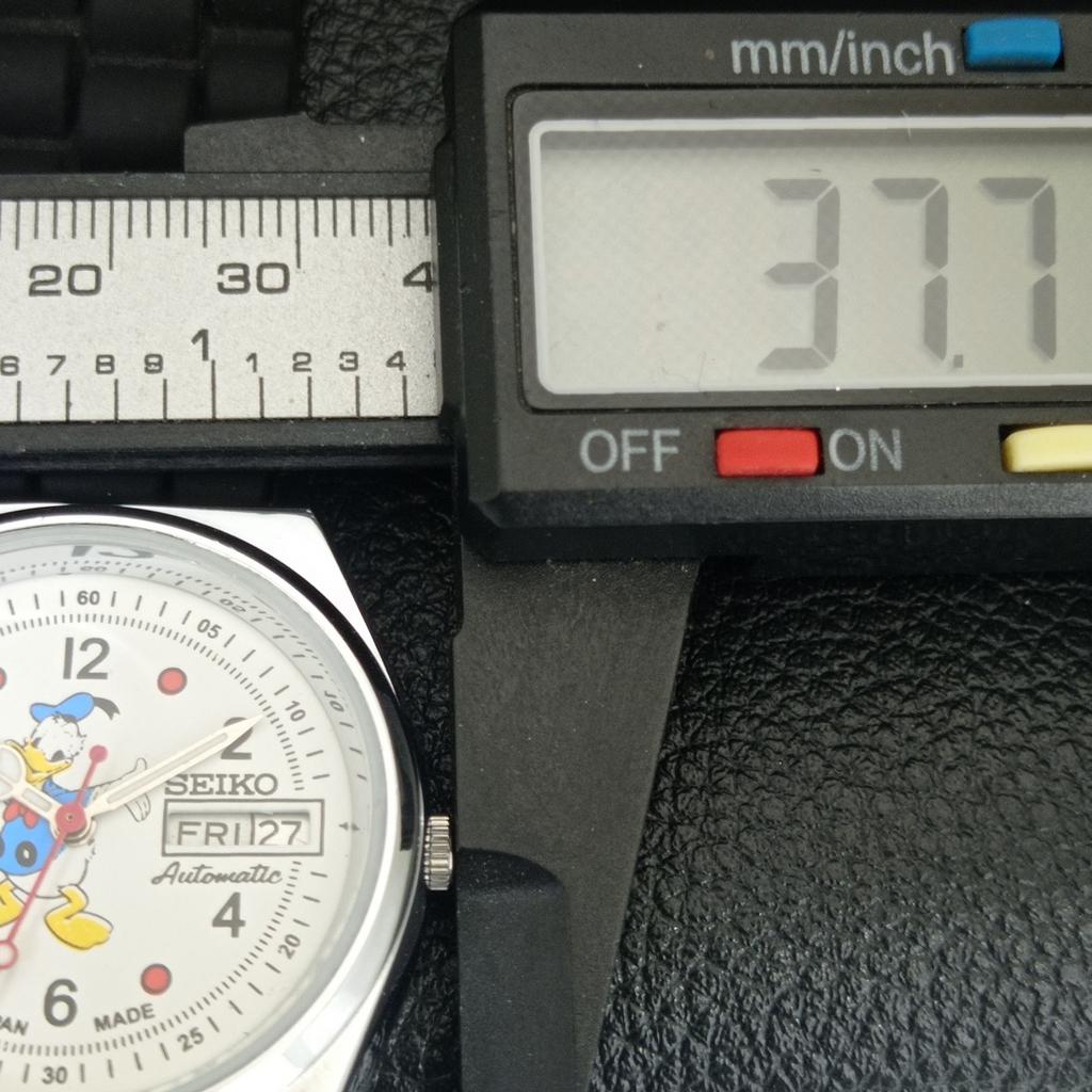 ОТРЕСТАВРИРОВАННЫЕ МУЖСКИЕ ЯПОНСКИЕ АВТОМАТИЧЕСКИЕ ЧАСЫ SEIKO 6309A ВИНТАЖНЫЕ БЕЛЫЙ ЦИФЕРБЛАТ a443030-1