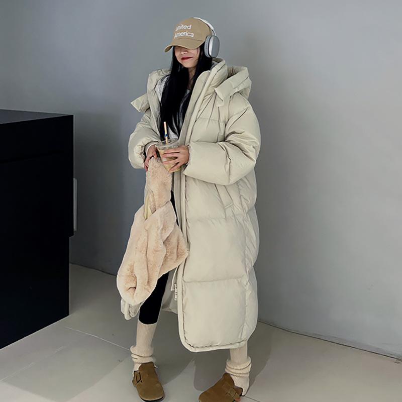 Модная удлиненная женская куртка-пуховик 2024 года, зимняя, с двойной планкой, утолщенная, большого размера, стеганая, белая, до колена, куртка на утином пуху