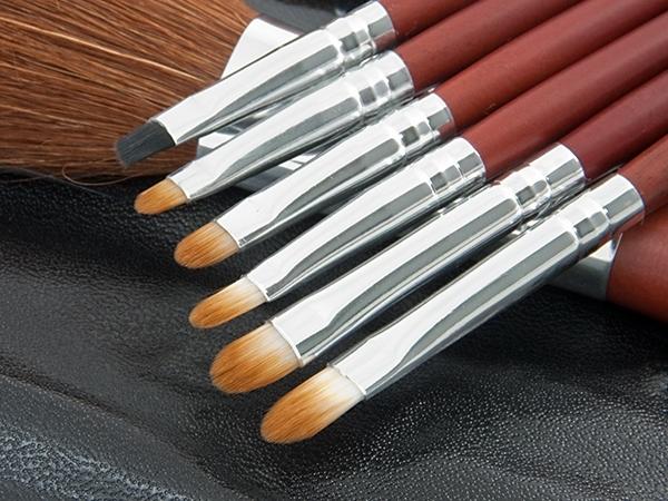 RB33 MAKEUP BRUSHES SET 16 PCS BRUSH SET