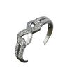 Zhenrong creative diamond-accented infinity ring - stylish engagement ring for women