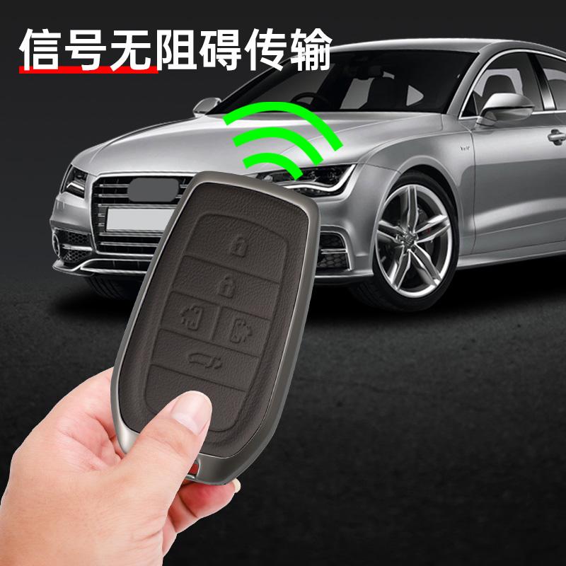 ATH1   Fashion Zinc Alloy Car Key Case Cover for Toyota C HR CHR Prius RAV 4 Camry Corolla 2017 2018 2020 2021 Keychain Accessories
