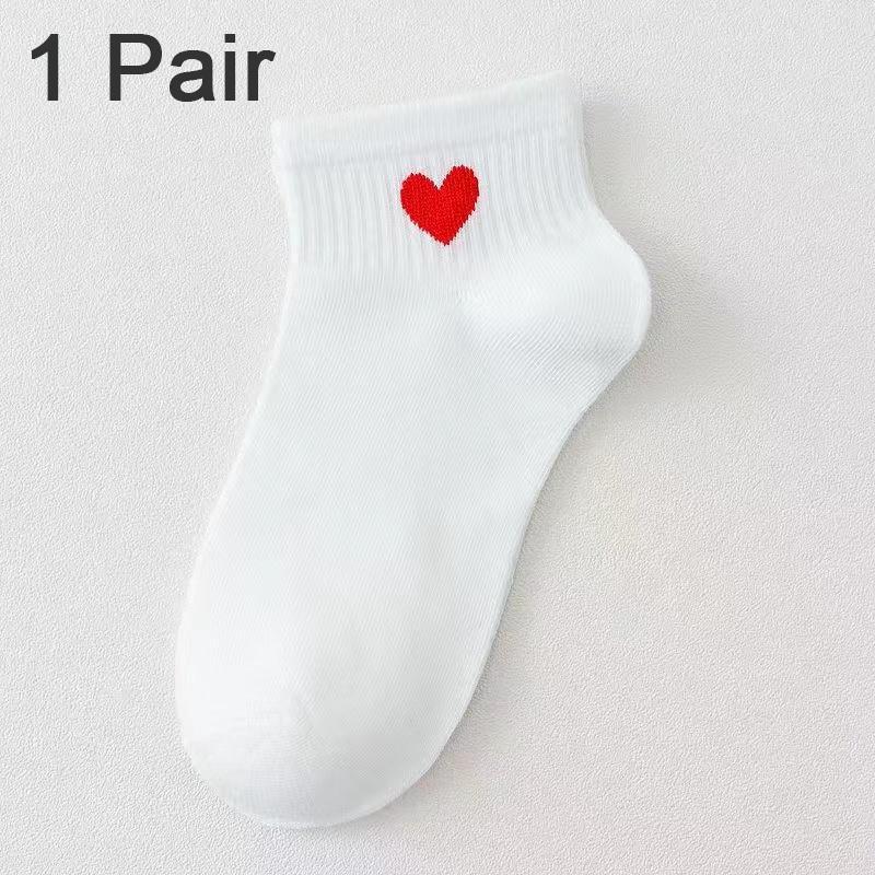 Прекрасные хлопковые носки с сердечками Женские летние модные черные белые спортивные короткие носки для девочек Милый стиль Низкие носки-лодочки