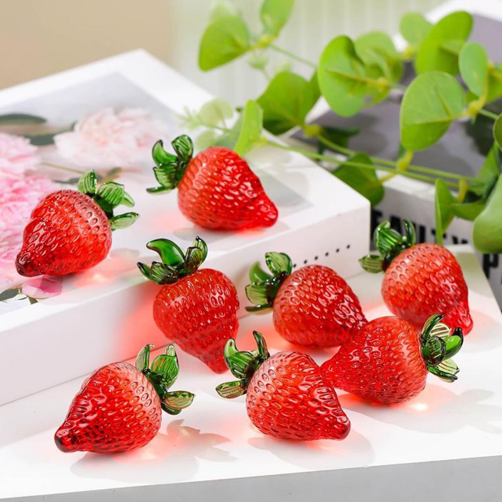 Ручная работа Кристальный клубничный орнамент Стеклянный фрукт Миниатюрная фигурка Пресс-папье для украшения гостиной или офиса