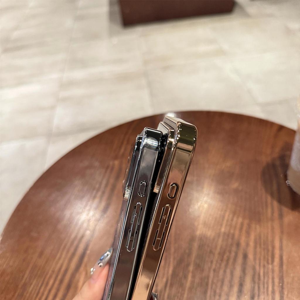 Магнитный чехол из углеродного волокна iPhone 17 Pro Max с большим окном - Совместим с iPhone 16/17 Pro.