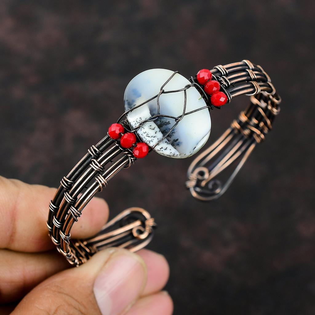 Браслет-манжета из опала с дендритом, красные коралловые бусины, браслет из медной проволоки, ювелирные изделия, регулируемый браслет, браслет-манжета из драгоценных камней