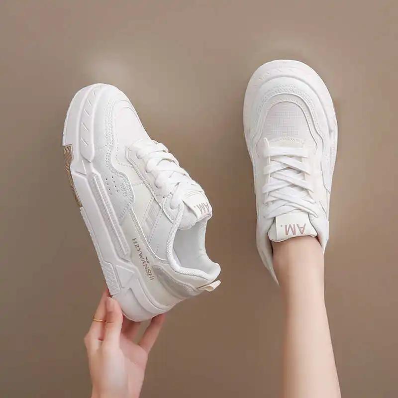 Мокасины Низкие теннисные туфли для женщин Перепродажа Роскошные бренды Кроссовки Спортивные поставщики Сникерсы Лига Лоферы Модели