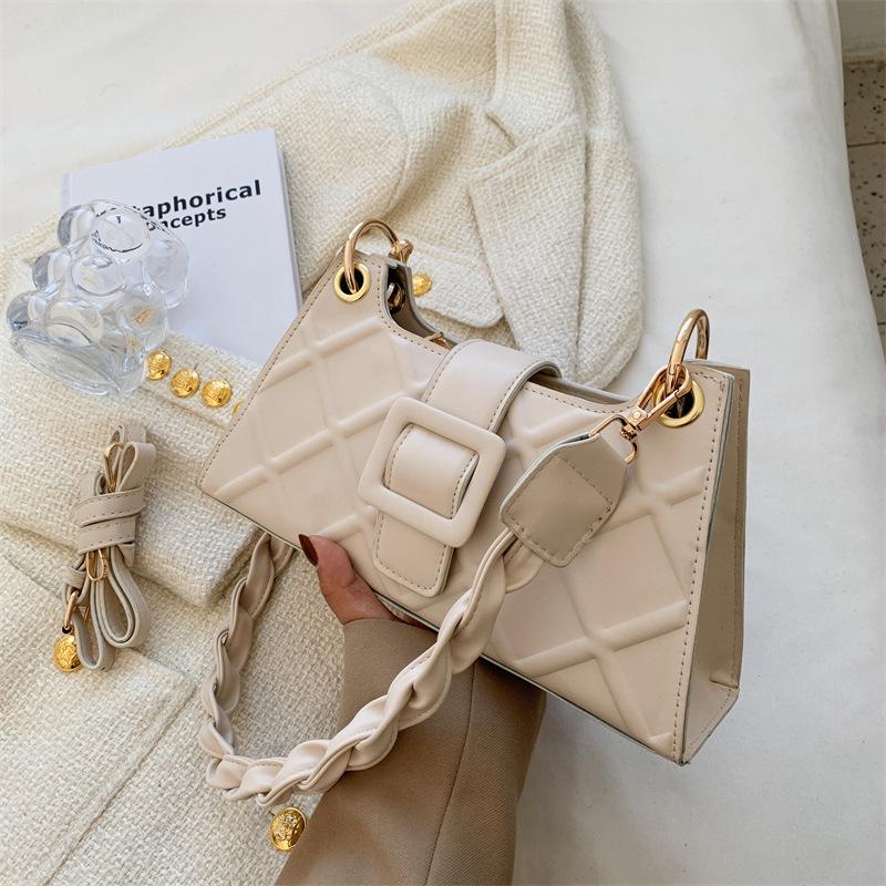 Высококачественная маленькая женская сумка, лето 2024, новая модель, популярный нишевый дизайн в этом году, сумка через плечо под мышкой, универсальная сумка-мессенджер