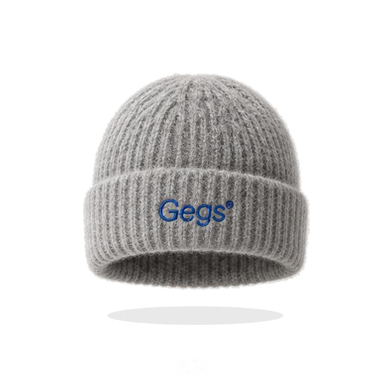 Outdoor casual ear protection hat 2026 autumn and winter new embroidered knitted hat fashionable big head circumference showing face small wool hat