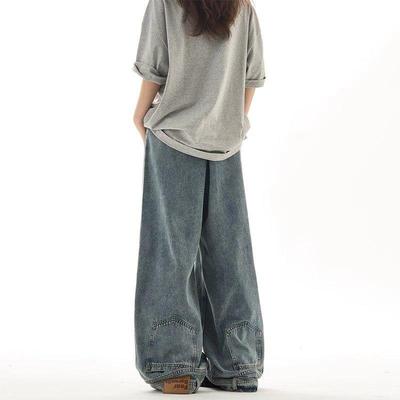 Унисекс джинсы широкого кроя, надетые задом наперед: Стильный перевернутый дизайн для мужчин и женщин