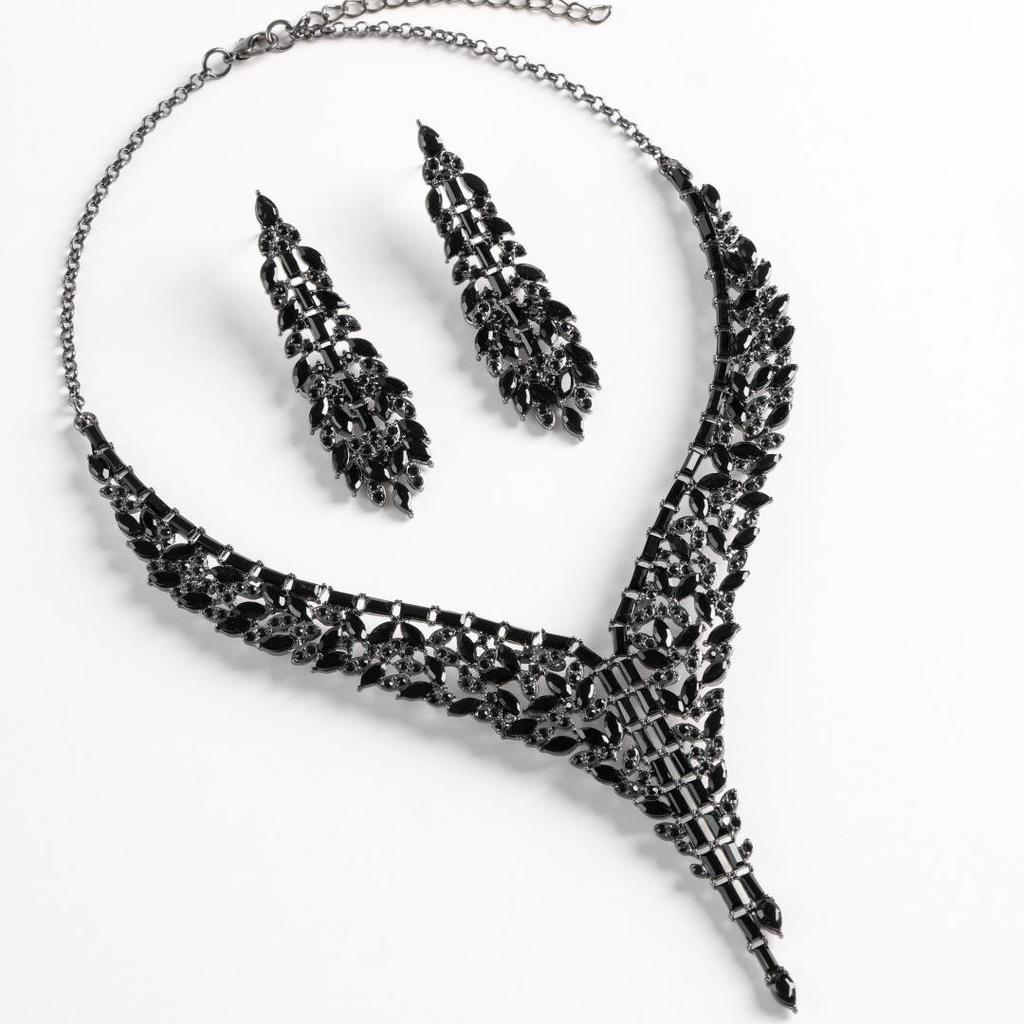 Роскошный ювелирный набор с бриллиантами для вечернего платья: Высококлассные серьги с кисточками и ожерелье для свадеб