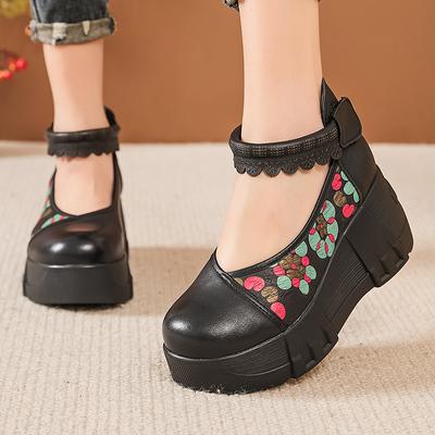 Модная обувь GKTINOO в стиле ретро с круглым носком и толстой подошвой на весну-лето 2025 года. Новые туфли-лодочки из натуральной кожи. Женская обувь на плоской платформе.