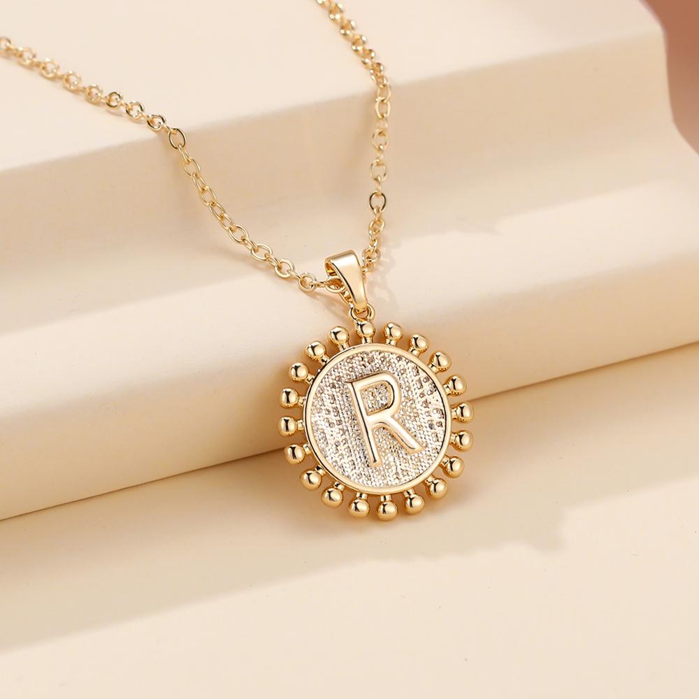 Ожерелье с инициалами для женщин, 1 шт., золотого цвета, круглая подвеска с буквами, цепочка, ожерелье, колье, ювелирные изделия с алфавитом