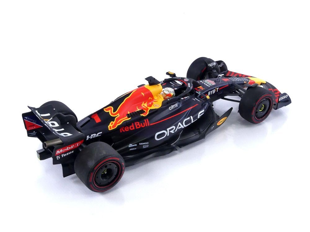 Minichamps Масштаб Oracle RB18 Ферстаппен Венгрия Гран-при 2022 Победитель Готовое изделие 1/18