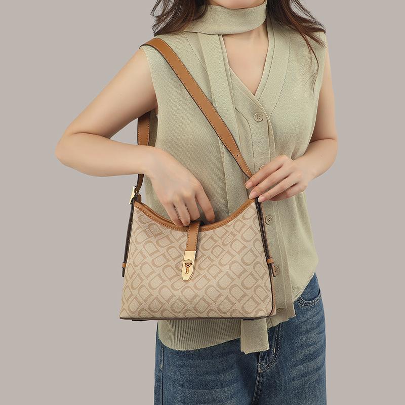 This year's light luxury summer practical versatile messenger bag presbyopia commuter shoulder chain bag