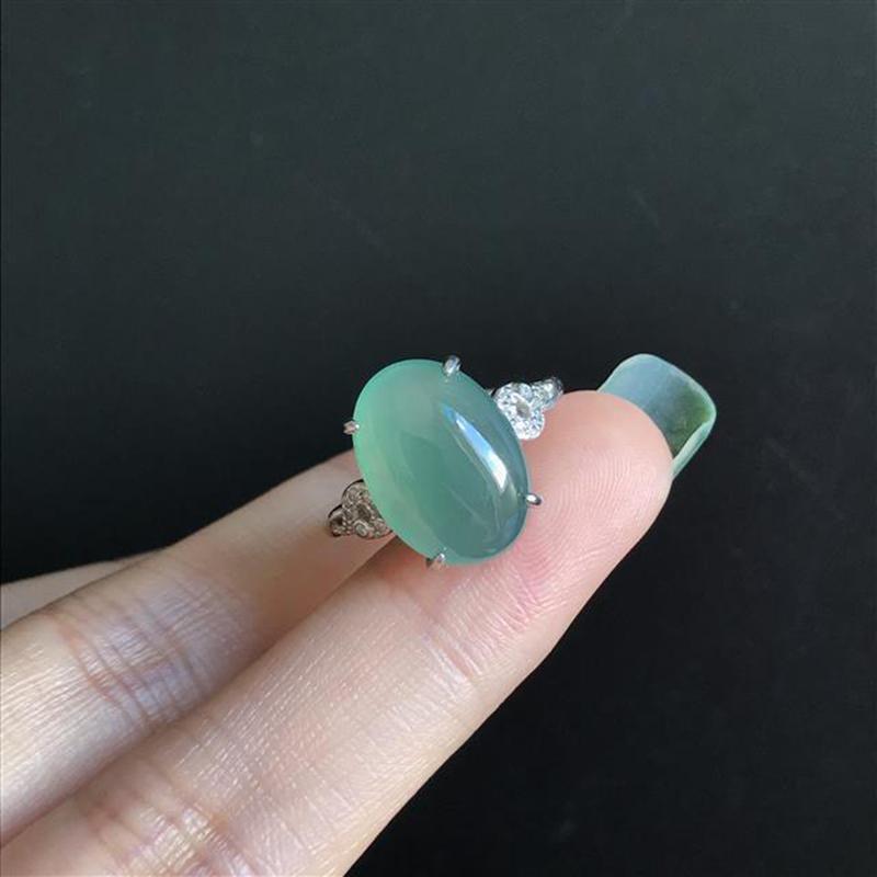 Дизайнерское оригинальное новое инкрустированное натуральное халцедоновое овальное отверстие регулируемое кольцо простое темпераментное женское украшение
