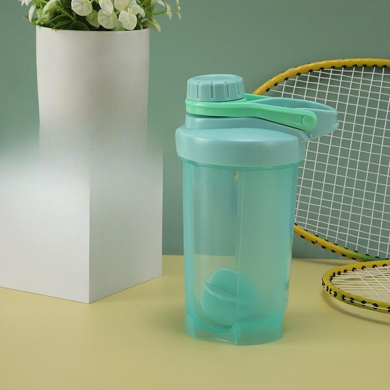 Protein Shaker Cup with Scale, Handheld Milkshake Cup with Screw Cap, Fitness Sports Water Bottle