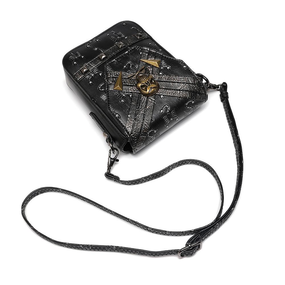 Single-shoulder Crossbody Bag with A Retro European and American Punk Industrial Style for Women